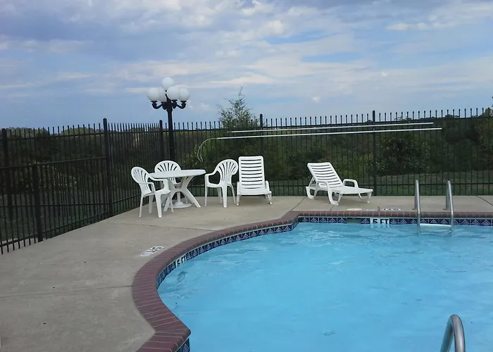 Howard Johnson Express Inn Eureka Springs